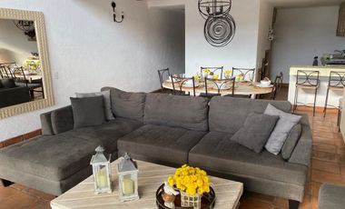 Venta de Casa en Condominio - Valle de Bravo