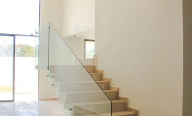 CASA EN PREVENTA EN PRIVADA ARBELIA, CONKAL MERIDA.