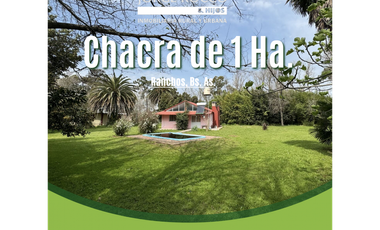 Campo en venta en Ranchos. 1 Ha con casas, pileta, arboleda, etc.