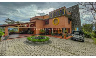 Venta de casa en Envigado Loma Del Chocho