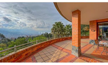 Venta de casa en Envigado Loma Del Chocho