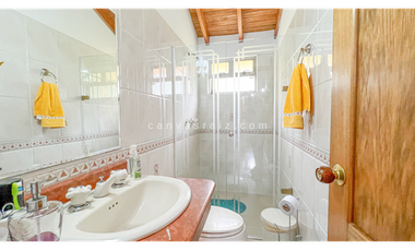 Venta de Finca Independiente Sajonia