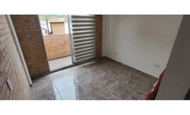 Venta/permuta de casa de 70 M2 en 320 mill en La Mesa Cund en conjunto