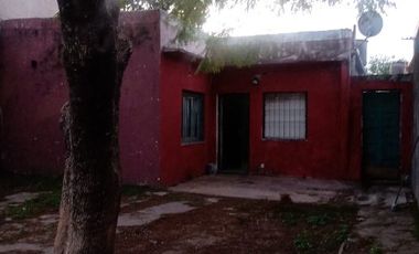 Casa en venta en Ezpeleta Oeste