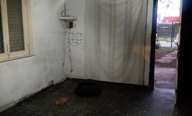 Casa en venta en Ezpeleta Oeste