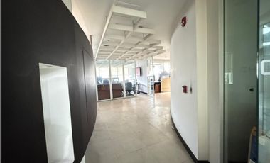 SE VENDE OFICINA EN MEDELLIN