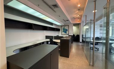 SE VENDE OFICINA EN MEDELLIN
