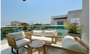 EN VENTA CASA DE 3 PISOS EN EL SECTOR DE CRESPO