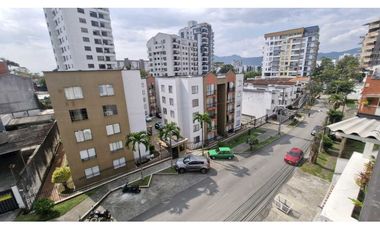 Venta amplio apartamento en Alamos-Pereira