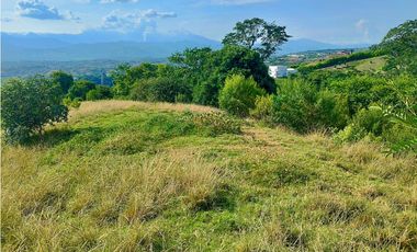 VENTA HERMOSO LOTE EN PARCELA CON INCREIBLE VISTA VIA PEREIRA CARTAGO