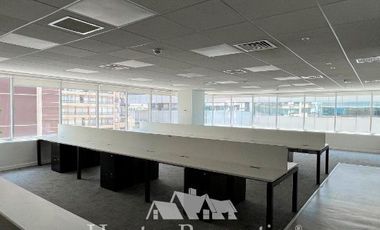 Oficina en Arriendo en Alameda/Amunategui. Metro Moneda