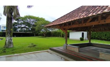 Casa campestre en condominio para la venta en Cerritos, Pereira!!!
