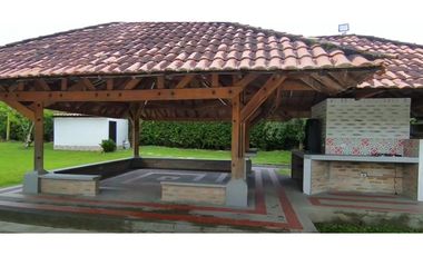 Casa campestre en condominio para la venta en Cerritos, Pereira!!!
