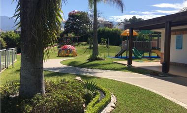 EN VENTA CASA CABAÑA EN NAUTICA RUITOQUE GOLF CONDOMINIO