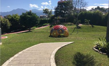 EN VENTA CASA CABAÑA EN NAUTICA RUITOQUE GOLF CONDOMINIO