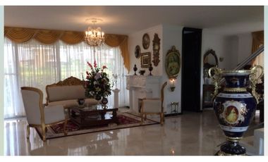 EN VENTA CASA CABAÑA EN NAUTICA RUITOQUE GOLF CONDOMINIO