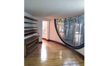 Venta Casa en El Poblado,  840 mts,  unidad cerrada