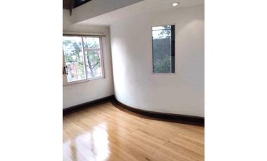 Venta Casa en El Poblado,  840 mts,  unidad cerrada