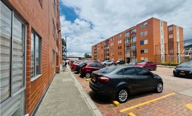 Vendo en cajica apartamento primer piso en conjunto cerrado,
