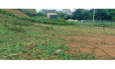 LOTE EN VENTA  EN SOPETRAN .