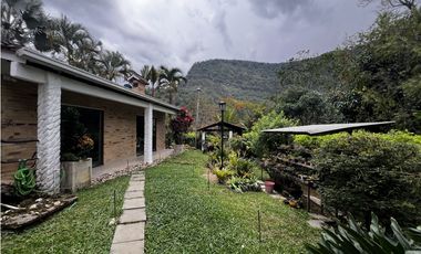 VENDO EXCLUSIVA CASA CAMPESTRE