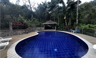 VENDO EXCLUSIVA CASA CAMPESTRE