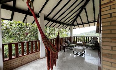 VENDO EXCLUSIVA CASA CAMPESTRE