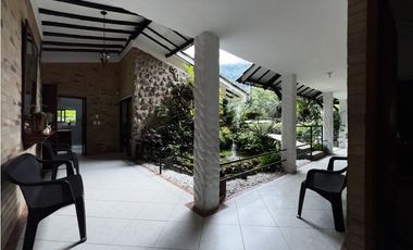 VENDO EXCLUSIVA CASA CAMPESTRE