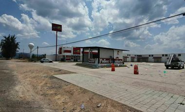 PLAZA COMERCIAL EN VENTA PEDRO ESCOBEDO
