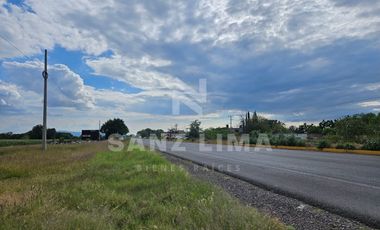Carretera Celaya - Comonfort: Casa Campestre en Venta