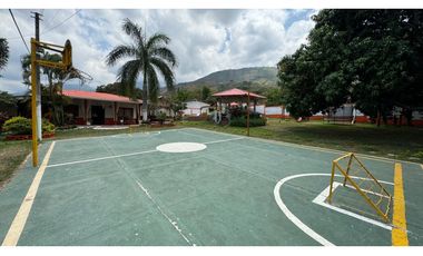 Finca campestre amoblada en venta / permuta - Tablones Palmira Valle