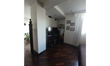 VENTA  AMPLIO APARTAMENTO UNIDAD COMPLETA LOMA LOS BERNAL PARTE BAJA