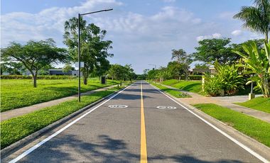 VENTA HERMOSO LOTE PLANO SECTOR LAS CASCADAS CERRITOS PEREIRA