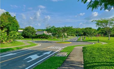 VENTA HERMOSO LOTE PLANO SECTOR LAS CASCADAS CERRITOS PEREIRA