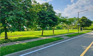 VENTA HERMOSO LOTE PLANO SECTOR LAS CASCADAS CERRITOS PEREIRA