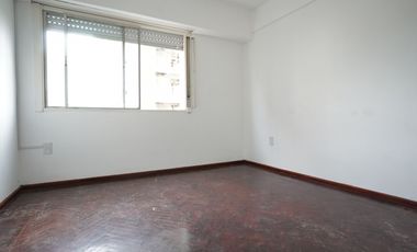 En venta/permuta departamento dos dormitorios Zona Parque