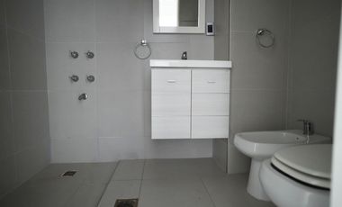En venta/permuta departamento dos dormitorios Zona Parque