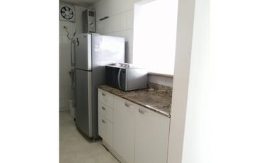 Se alquila apartamento en Edison Park amoblado