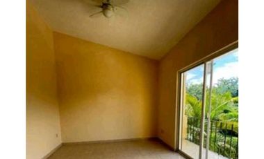 CASA EN VENTA EN CONDOMINIO EN BURGOS BUGAMBILIAS