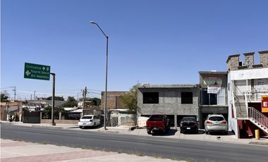 Local con oficinas. Sector Santiago Troncoso, Juárez Chih.