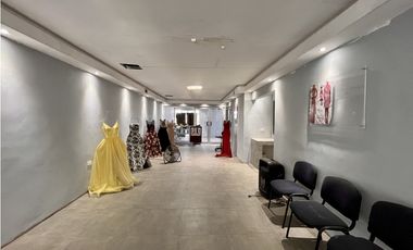 Local con oficinas. Sector Santiago Troncoso, Juárez Chih.