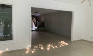 SE VENDE CASA DUPLEX EN LA ALAMEDA CON LINEA BLANCA