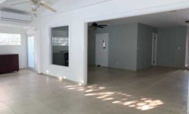 SE VENDE CASA DUPLEX EN LA ALAMEDA CON LINEA BLANCA