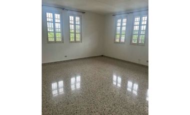 Casa en alquiler | Loma Alegre