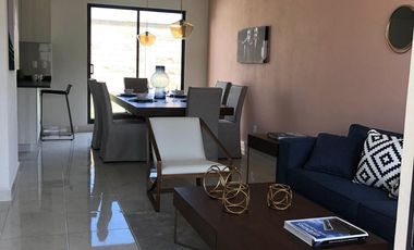CASA EN VENTA VILLAS DEL CAMPO MOD. CORCEGA