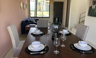 CASA EN VENTA VILLAS DEL CAMPO MOD. CORCEGA