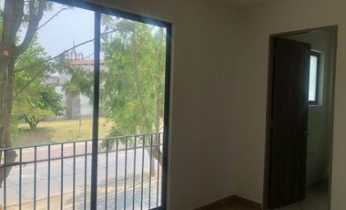 CASA EN VENTA VILLAS DEL CAMPO MOD. CORCEGA