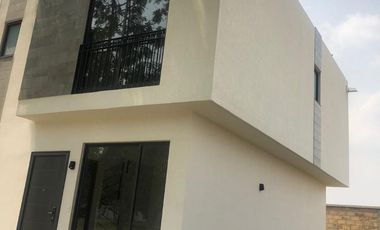 CASA EN VENTA VILLAS DEL CAMPO MOD. CORCEGA