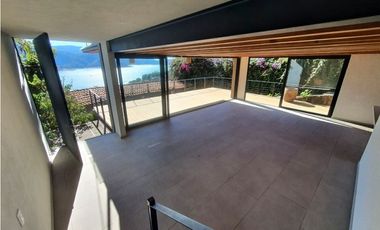 Casa en Venta en Valle de Bravo