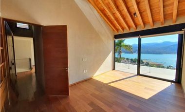 Casa en Venta en Valle de Bravo